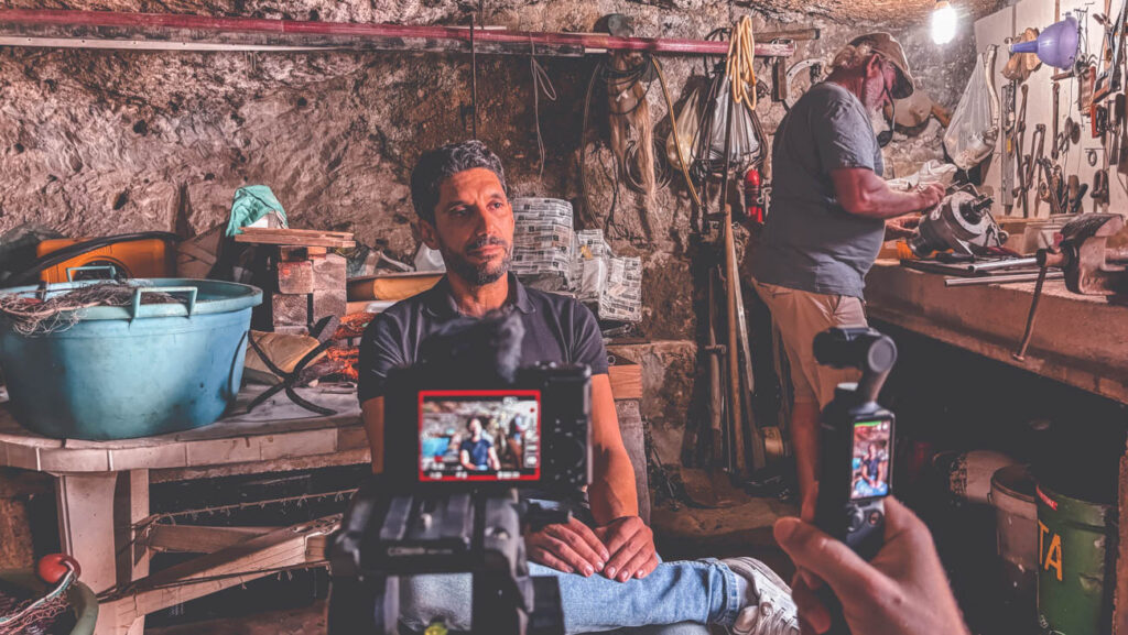 Documentario The Golden Line